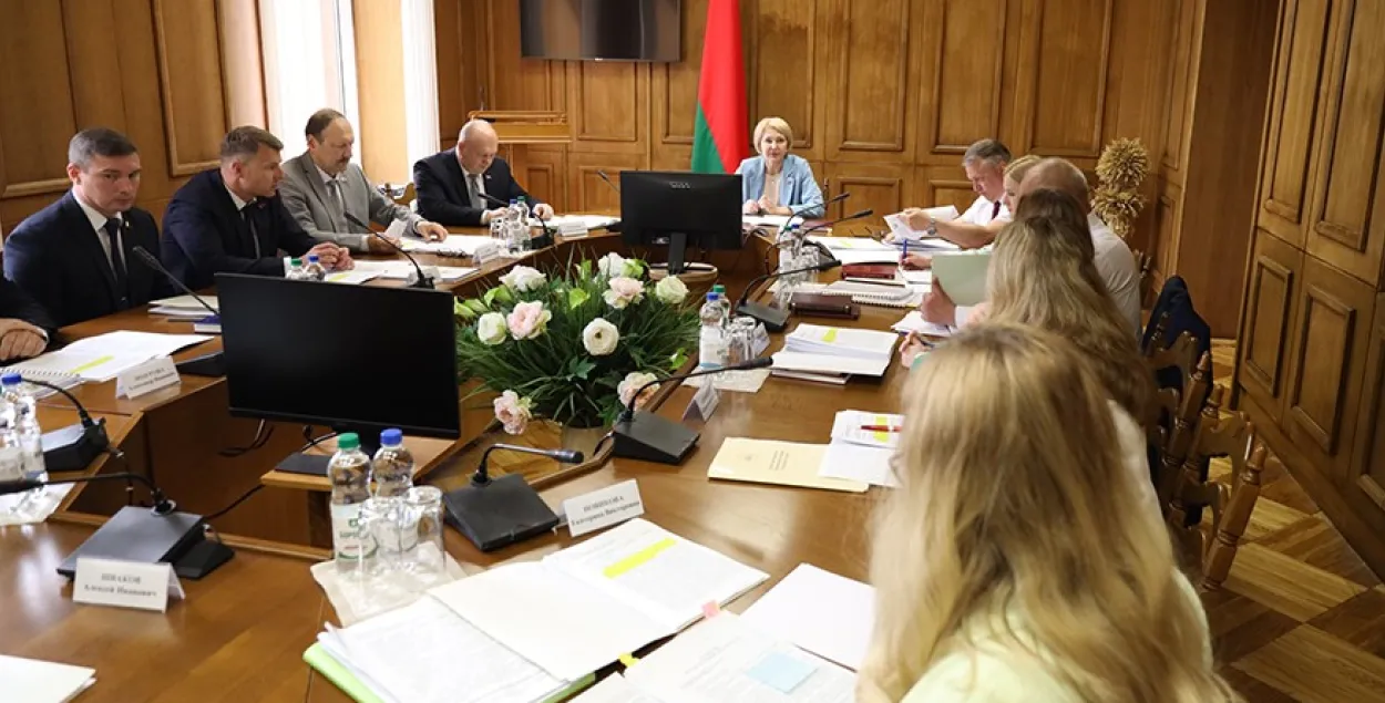Пасяджэнне рабочай групы па "рэвізіі" КК