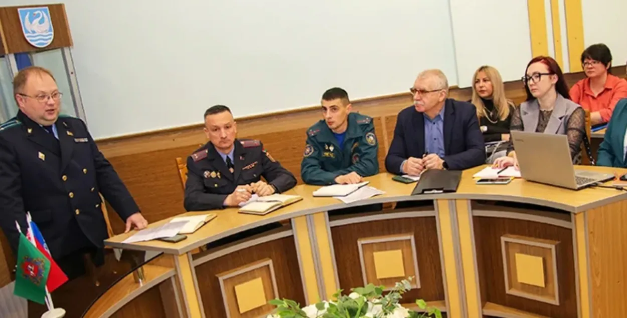 Совещание в Миорах