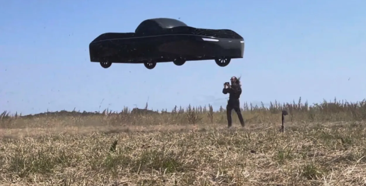 Лятаючы аўтамабіль Alef Aeronautics
