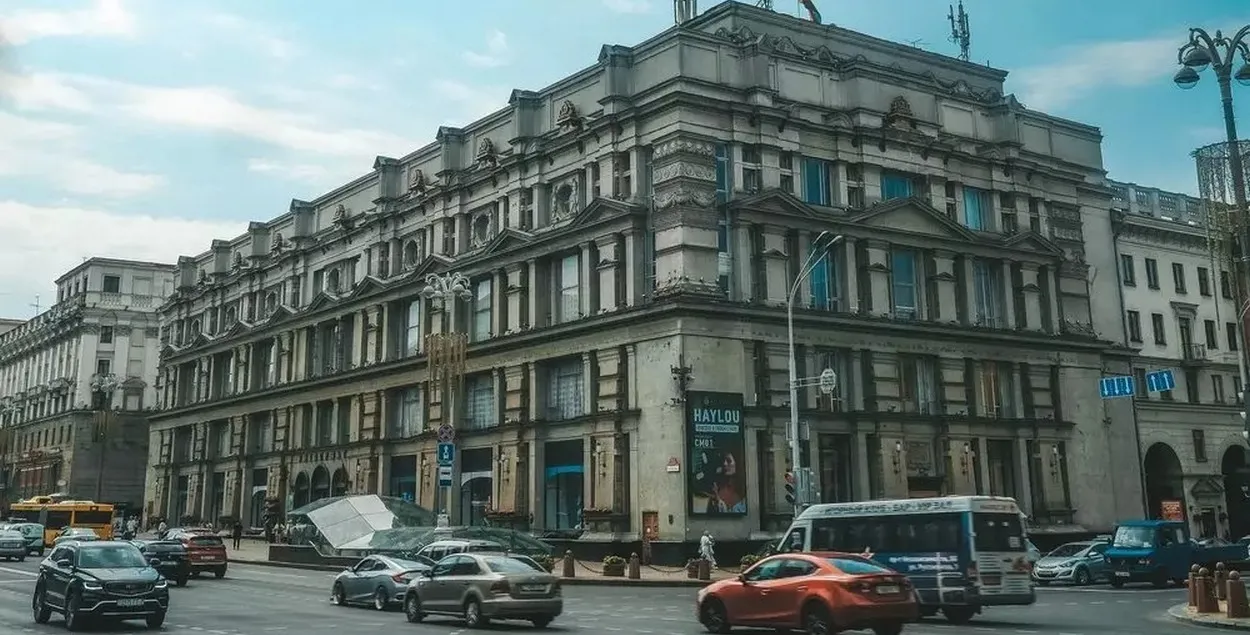 Сталічны ГУМ ачапілі з-за забытай скрынкі з мікрахвалёўкай