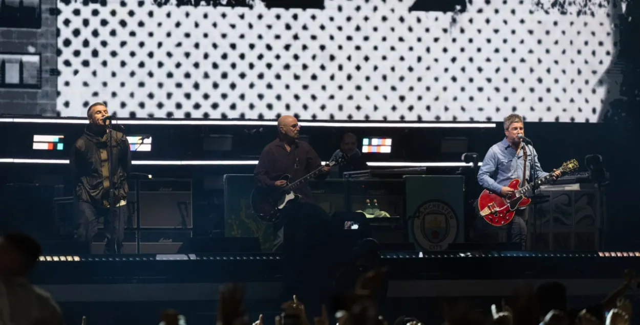 Oasis у Кардыфе