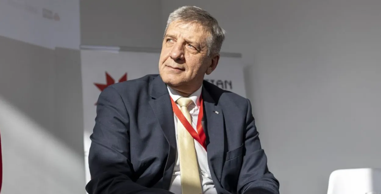 Владимир Остапенко
