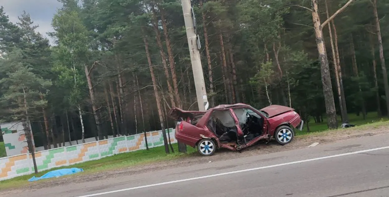 На МКАД загінуў 19-гадовы вадзіцель — ён урэзаўся ў слуп