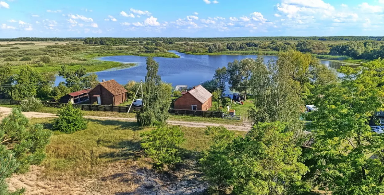 Сваловичи, Украина