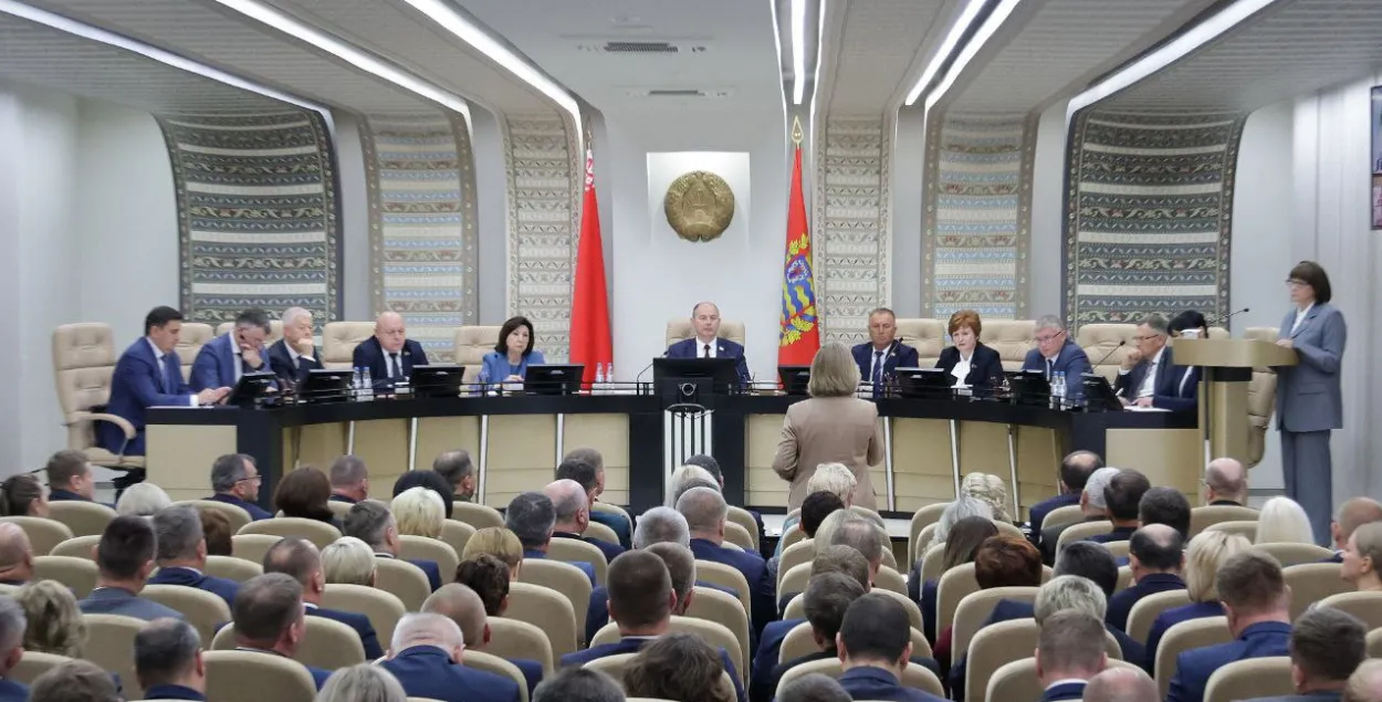Пасяджэнне чыноўнікаў у Мінаблвыканкаме
