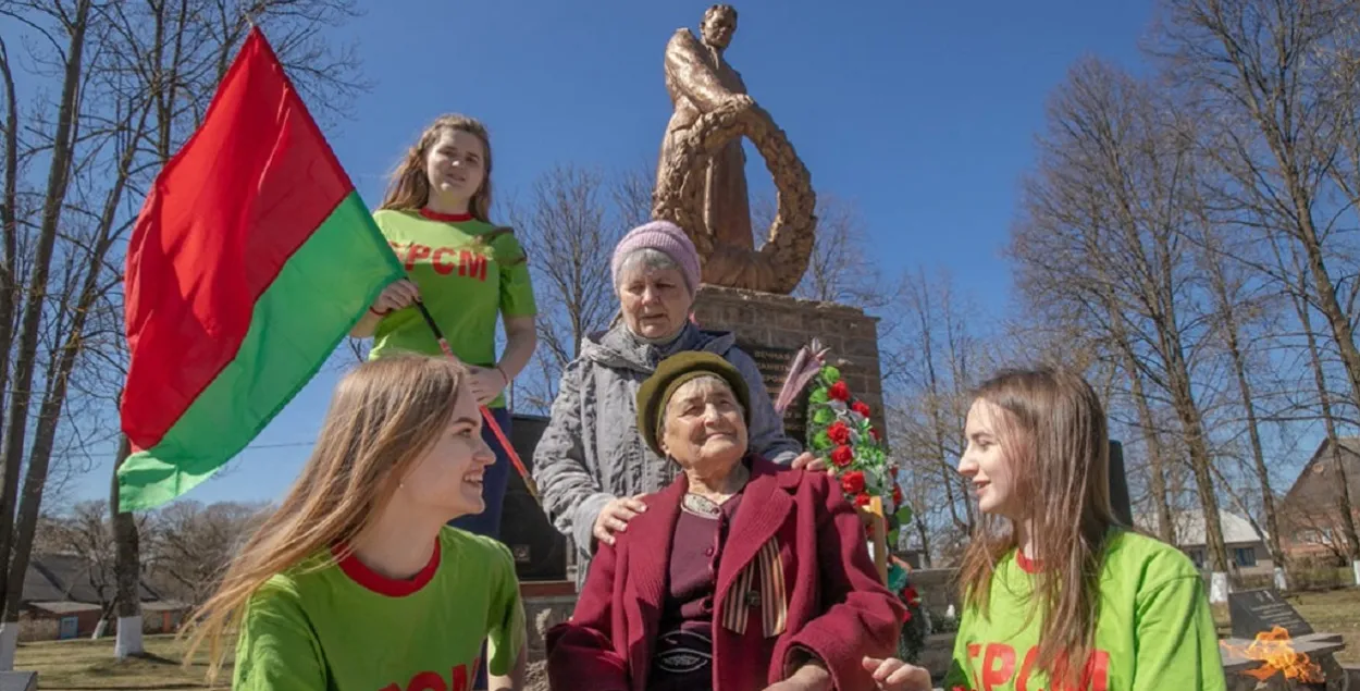 На встрече с ветеранкой&nbsp;
