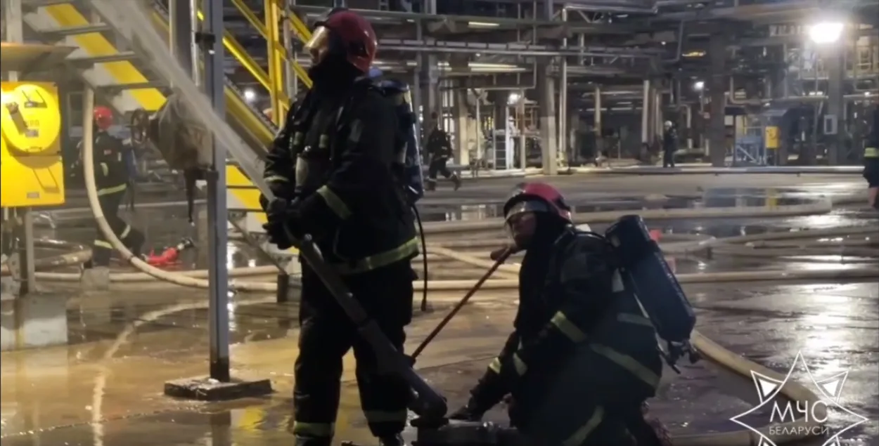 Пожар на "Нафтане"
