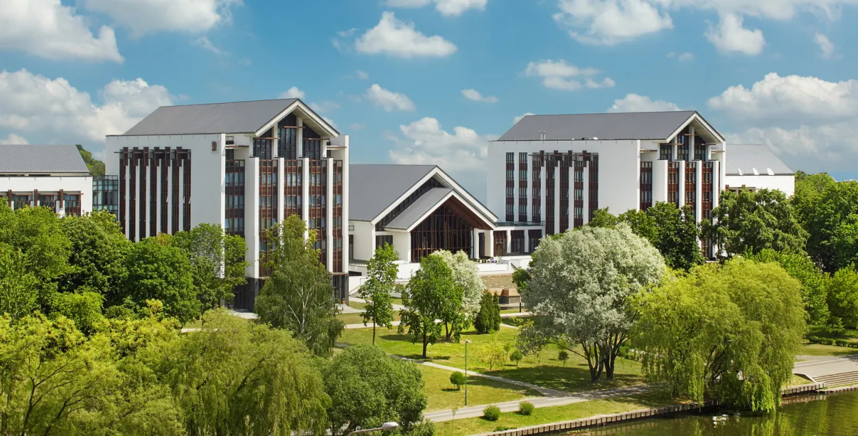 Отель "Пекин"
