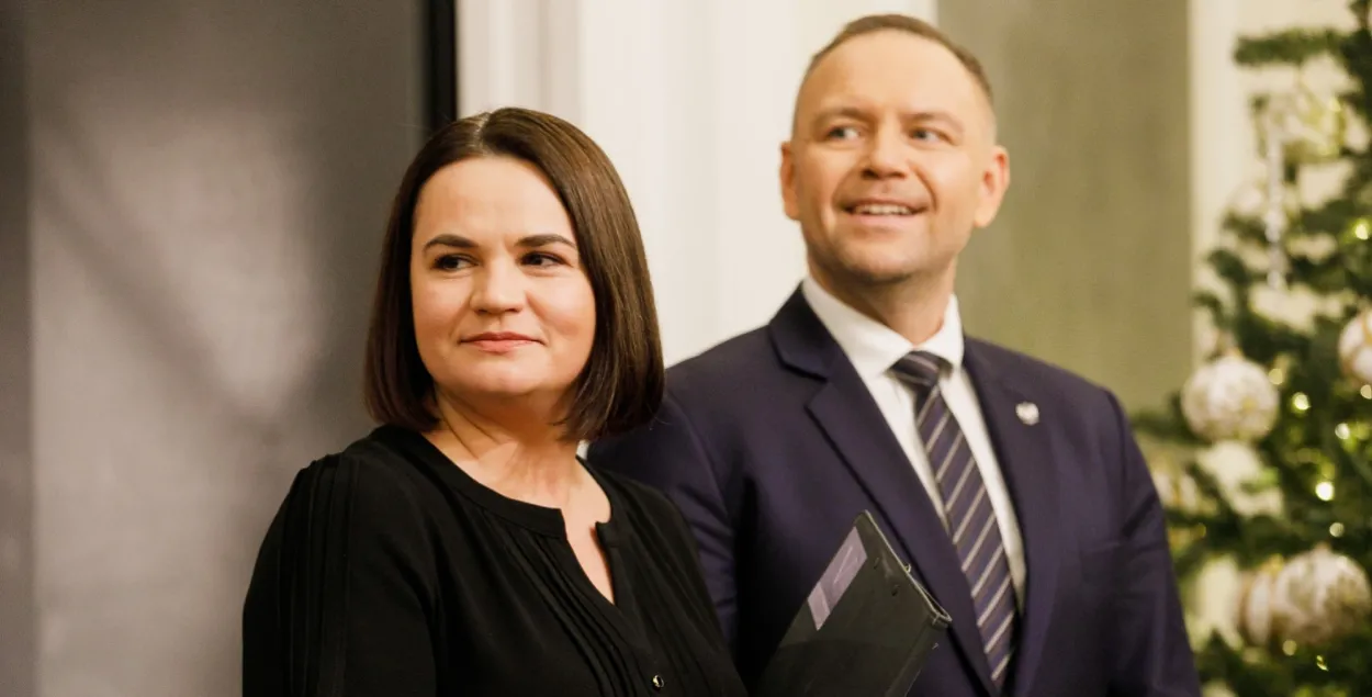 Святлана Ціханоўская і Караль Наўроцкі на калядным прыёме
