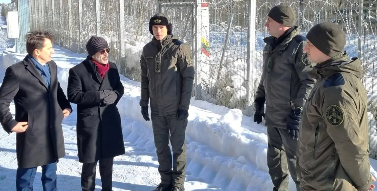 Партугальскі міністр абароны на мяжы Літвы і Беларусі
