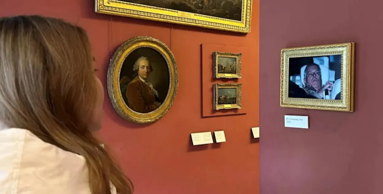 Партрэт экс-прынца Эндру вывесілі ў Луўры
