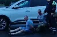 Затрыманы Аляксандр Быкаў — першы злева / "Ганцавіцкі час"
