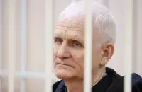 Алесь Бяляцкі на судзе / sb.by
