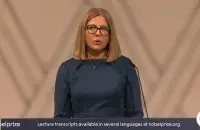 Наталля Пінчук чытае Нобелеўскую лекцыю Алеся Бяляцкага
