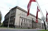 Будынак Кабінета міністраў, Латвія / ru.delfi.lt