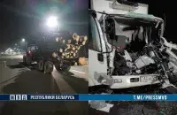 Кіроўца грузавіка ўехаў у прычэп трактара / МУС