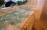 Выбітыя вокны&nbsp;ад выбухаў у Адэсе 7 траўня / УНІАН