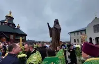 Ён устаноўлены на тэрыторыі храма прападобнага Паісія Святагорца. / "Мінская праўда"
