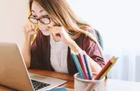 У характарыстыцы хочуць адзначаць "асобавыя якасці і ўдзел маладога чалавека ў працы грамадскіх моладзевых арганізацый" / pixabay
