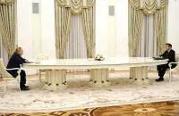 Вам таксама здаецца, што яны абмяркоўваюць толькі Беларусь? / kremlin.ru