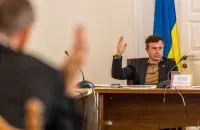 Падчас галасавання на пасяджэнні Гісторыка-тапанімічнай камісіі пры мэрыі Адэсы / dumskaya.net

