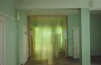 Шлюз паміж аддзяленнем з COVID-пацыентамі ў паліклініцы / Еўрарадыё