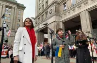 Да ўдзельнікаў акцыі звярнулася Святлана Ціханоўская / Еўрарадыё