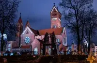 Чырвоны касцёл у Мінску, фота ілюстрацыйнае
