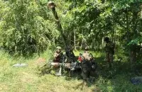 Устаноўка мінамёта на мяжы з Украінай
