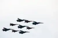 Самалёты на парадзе
