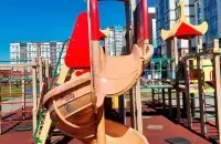Пластыкавае палатно горкі было проста выламана
