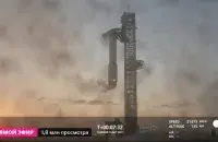 Super Heavy booster
