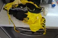 Абгарэлая вопратка на месцы здарэння

