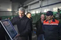 Віктар Самончык на прадпрыемстве
