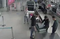 Кантрабандыстаў затрымалі ў аэрапорце Стамбула
