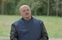 Лукашэнка ў бомберы брэнду "Лепшы"
