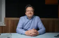Андрэй Махоўскі
