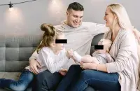 Анжаліка Мельнікава з экс-мужам Андрэем і дочкамі
