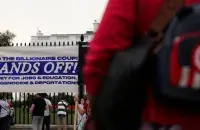 Протесты в США против политики Трампа