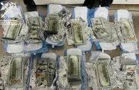 Беларуска везла грошы ў пракладках
