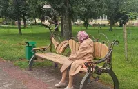У Лідзе паставілі алею арт-лавак да Дня беларускага пісьменства
