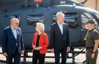 Урсула фон дер Ляйен и Гитанас Науседа

