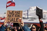 Гренландия против входа в состав США
