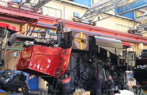 Адным з атрымальнікаў расійскіх грошай стала прадпрыемства "Гомсельмаш" / gomselmash.by