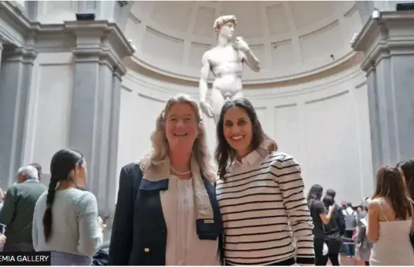 Самое громкое селфи с "Давидом" /&nbsp;Accademia Galleria, BBC
