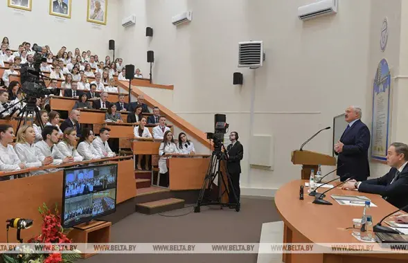 Встреча Лукашенко с преподавателями и студентами-медиками​&nbsp;/БЕЛТА