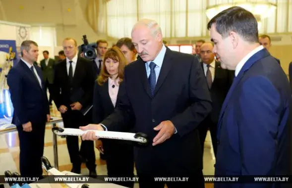 Александр Лукашенко и председатель КГБ Валерий Вакульчик. Фото: БЕЛТА