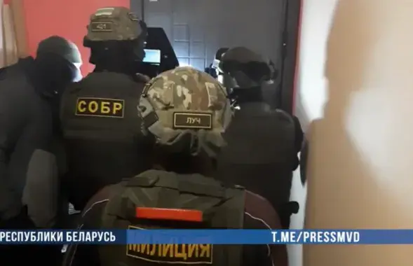 Кадр из видео этого задержания