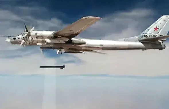 Ракета запускается с российского самолета / пресс-служба Минобороны РФ