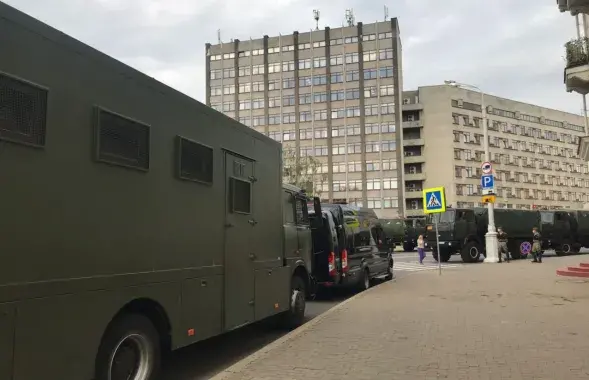 Автозаки стали неотъемлемым элементом белорусских городов / Еврорадио​